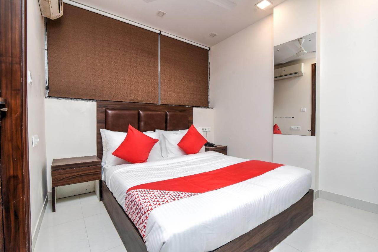 Oyo 80678 Shreenath Residency New Delhi Exterior photo