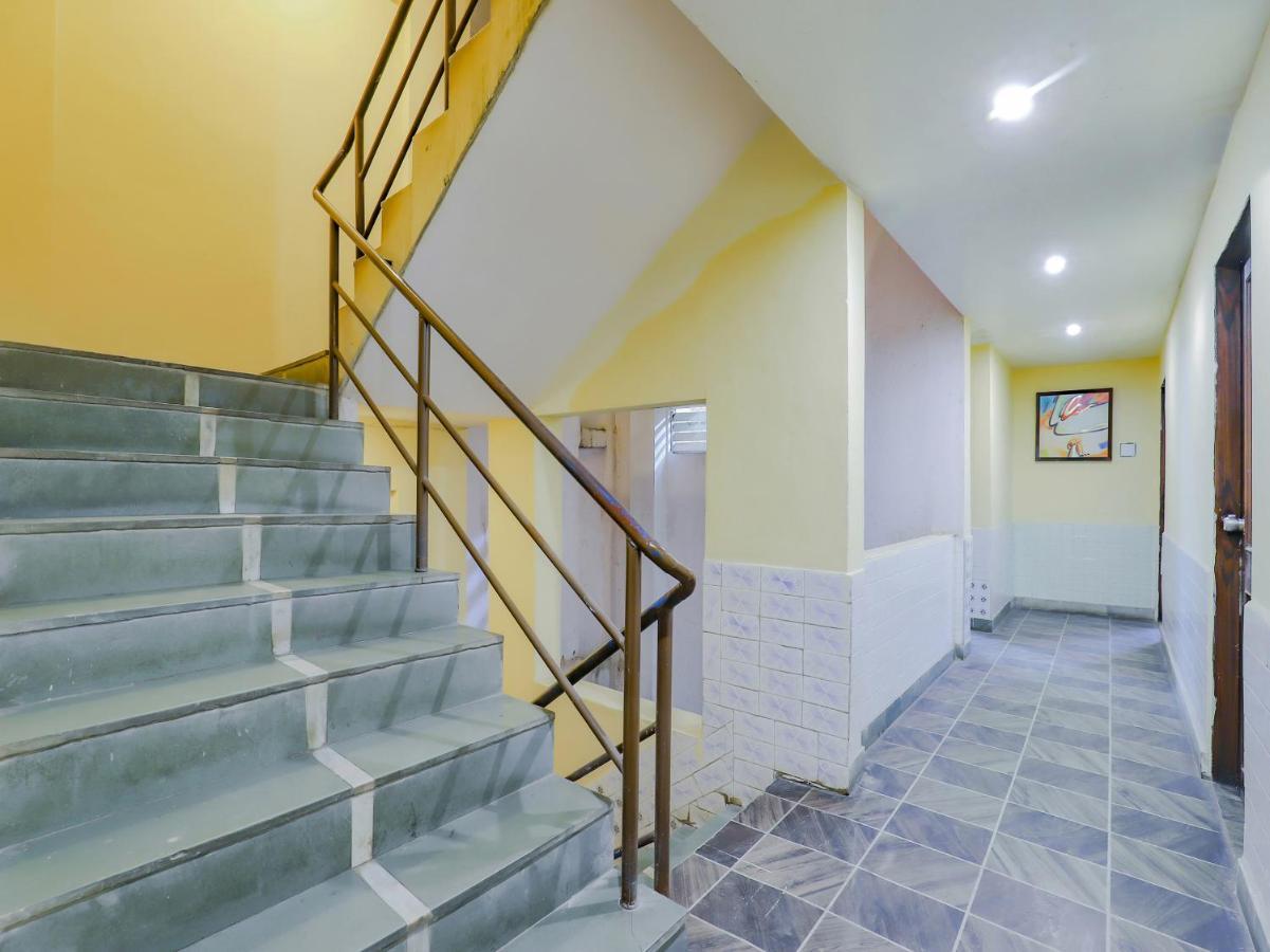 Oyo 80678 Shreenath Residency New Delhi Exterior photo